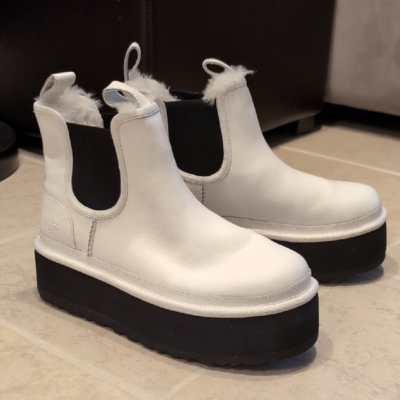UGG Shoes - UGG Neumal Platform Chelsea Women's White Boots